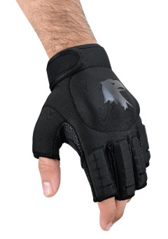 OUTDOOR GLOVES